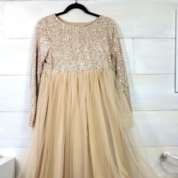 Sequin and Tulle Dress. Size M - Picture 1 of 7